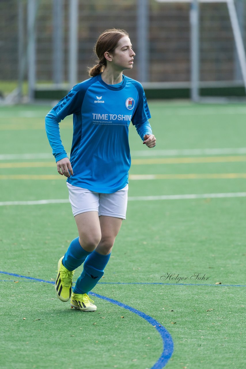 Bild 251 - wBJ VfL Pinneberg - Eimsbuettler TV2 : Ergebnis: 3:5